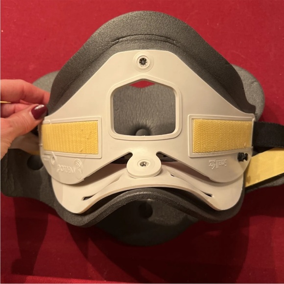 NECLOC Cervical Support Extrication Collar Adult S NL-300E Jerome cervical spine - Picture 12 of 14